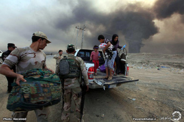 فرار غیر نظامی ها از موصل
