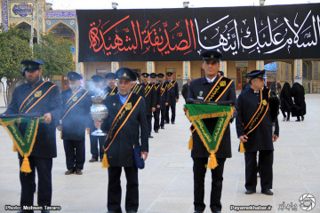 تعویض پرچم و سیاه پوشی آستان مقدس احمدی و محمدی (ع