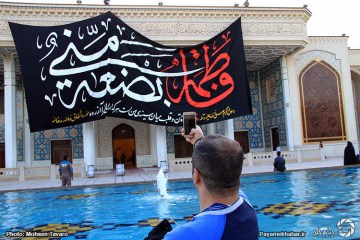 تعویض پرچم و سیاه پوشی آستان مقدس احمدی و محمدی (ع