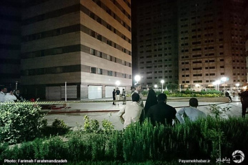 آتش سوزی برجی در چیتگر تهران