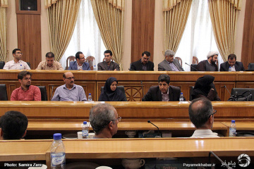 نشست روابط عمومی ها با مسئولین رسانه های فارس