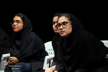 جشنواره هنرهای آوایی و نمایشی دانش آموزان فارس