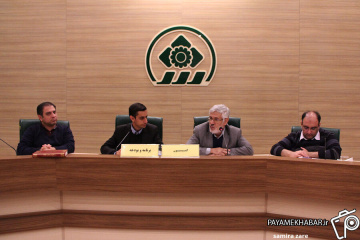 نشست خبری رئیس کمسیون برنامه و بودجه شورای اسلامی 