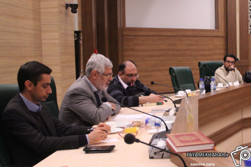نشست خبری رئیس کمسیون برنامه و بودجه شورای اسلامی 