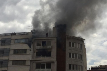 آتش سوزی در بلوار جمهوری شیراز و ماموریت آتش نشانی