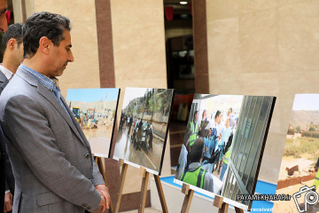بازدید شهردار شیراز از نمایشگاه «سیل مهربانی»