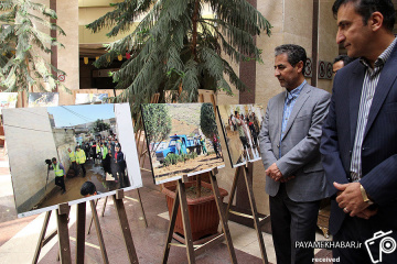بازدید شهردار شیراز از نمایشگاه «سیل مهربانی»