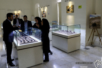 نمایشگاه شهاب سنگ در کاخ گلستان