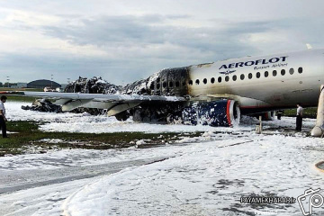 آتش گرفتن هواپیمای مسافربری در روسیه‎