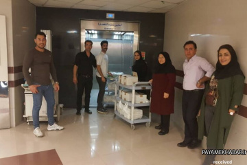 توزیع افطاری در بیمارستان امیر شیراز