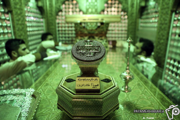 رونمایی و جانمایی انگشتر نمادین حضرت شاهچراغ (ع)