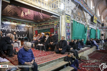 مراسم روضه عاشورا در بازار وکیل شیراز