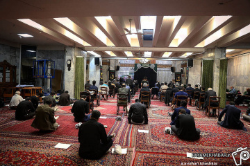 مراسم احیا شب بیست و یکم ماه مبارک رمضان در مسجد ن