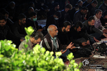 احیای شب 21 رمضان در حافظیه شیراز