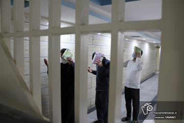 مراسم احیا در زندان مرکزی شیراز