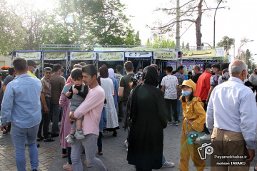 مهمانان نوروزی در حافظیه شیراز