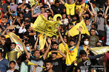 هواداران تیم فجر شهید سپاسی شیراز
