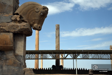 بنای تاریخی پارسه (تخت جمشید)