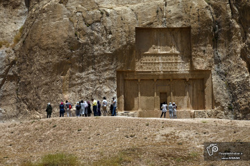نقش رستم