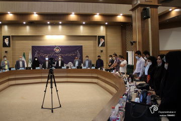نشست خبری رئیس و اعضای شورای اسلامی شهر شیراز