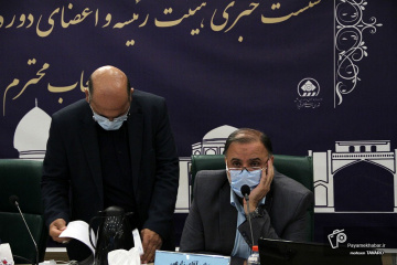 نشست خبری رئیس و اعضای شورای اسلامی شهر شیراز