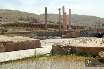 تخت جمشید