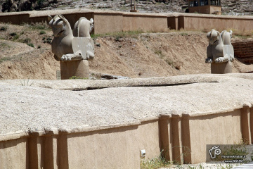تخت جمشید