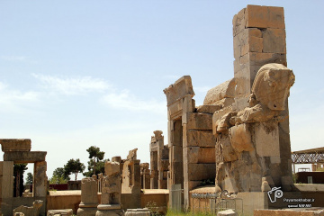 تخت جمشید