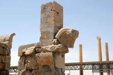 تخت جمشید