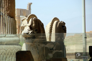 تخت جمشید