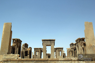 تخت جمشید