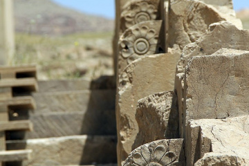 تخت جمشید