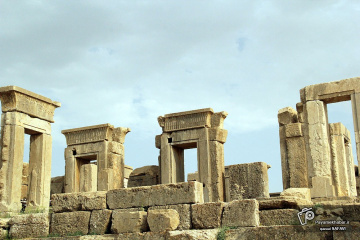 تخت جمشید