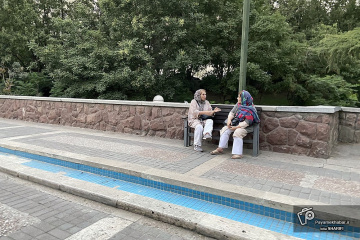 بوستان گفتگو تهران