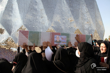 مراسم وداع با شهید اسکندری در معراج الشهدا شیراز