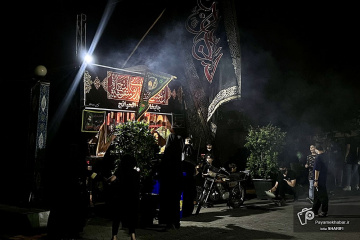 شام غریبان در تهران