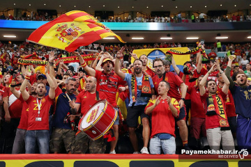 دیدار اسپانیا - آلمان از بازی های جام جهانی 2022 قطر - تماشاگران اسپانیا