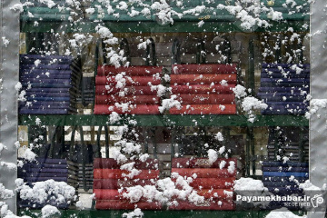 بارش اولین برف پاییزی 1401 در حرم مطهر رضوی