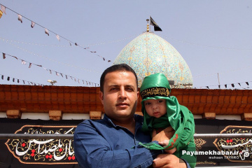مراسم شیرخوارگان حسینی در حرم مطهر حضرت شاهچراغ (ع)