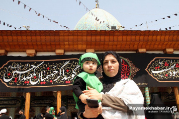 مراسم شیرخوارگان حسینی در حرم مطهر حضرت شاهچراغ (ع)