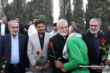 مراسم اعزام کاروان خادمین موکب حضرت احمدبن موسی شاهچراغ (ع) شهرداری شیراز به مرز شلمچه