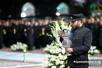 آیین خطبه خوانی شب شهادت امام رضا (ع) در حرم مطهر رضوی