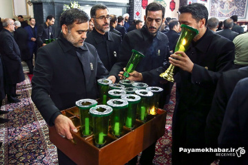 آیین خطبه خوانی شب شهادت امام رضا (ع) در حرم مطهر رضوی