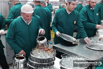 حرم مطهر رضوی در ایام میلاد حضرت رسول (ص) و امام صادق (ع) - چایخانه