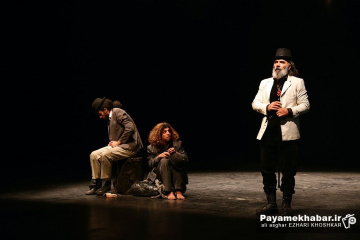 نمایش در انتظار گودو