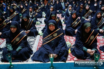 مراسم لاله گردانی خدام حرم حضرت شاهچراغ (ع)