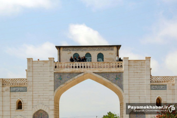 مراسم جایگزینی قرآن دروازه قرآن شیراز