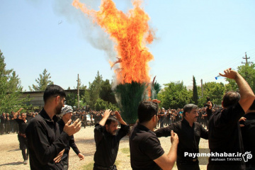 عزادارای هیئت قصردشتی ها در کوچه باغ های قصردشت شیراز در روز عاشورا