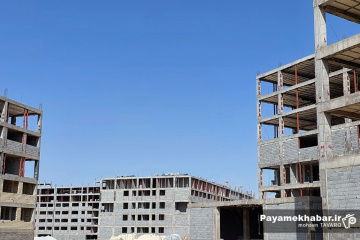 کلنگ زنی 2 باب مدرسه در پروژه نهضت ملی مسکن صدرا