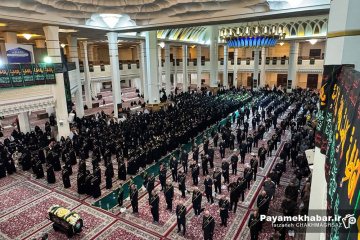 لاله گردانی و تشییع نمادین شام شهادت حضرت زهرا (س)